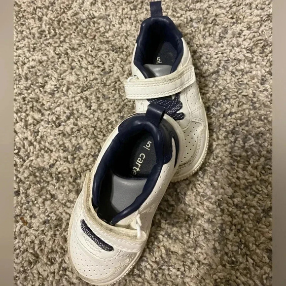 Carter’s white and blue sneakers | toddler size 5 - Picture 4 of 5